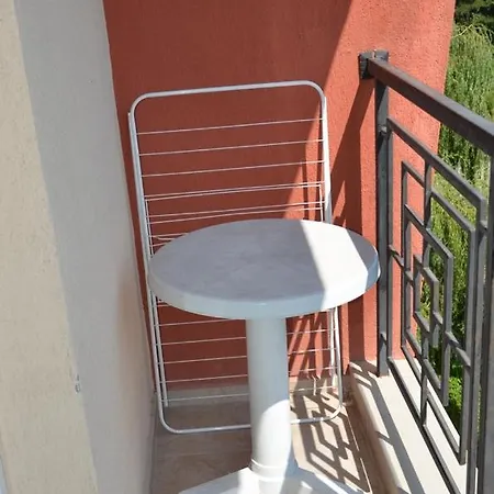 Apart Hotel Aphrodite 2 * סאני ביץ'