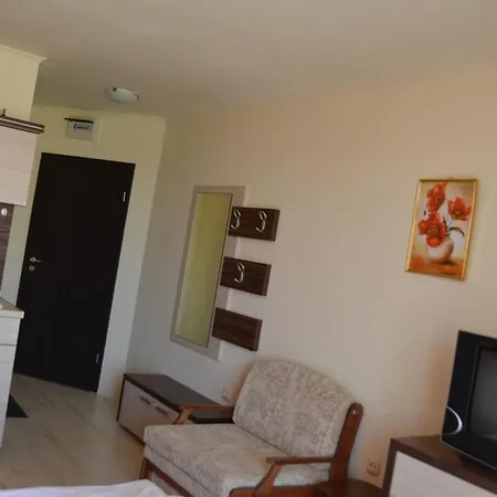 Apart Hotel Aphrodite 2 * סאני ביץ'